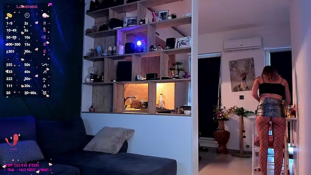 Snapshot of _alleyesonme_ chatting on 01.21.25 alleyesonme online show from 01.21.25