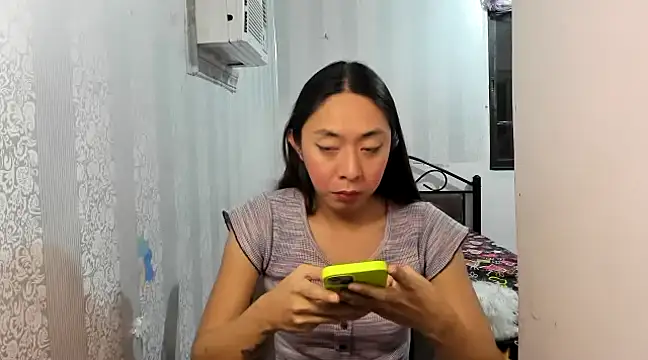 Snapshot of ErikaJayne4u chatting on 03.17.25 ErikaJayne4u online show from 03.17.25