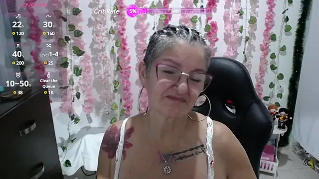 Snapshot of bety-cum2 chatting on 03.12.25 bety-cum2 online show from 03.12.25