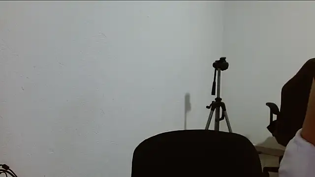 katia mature online show from 02.22.26