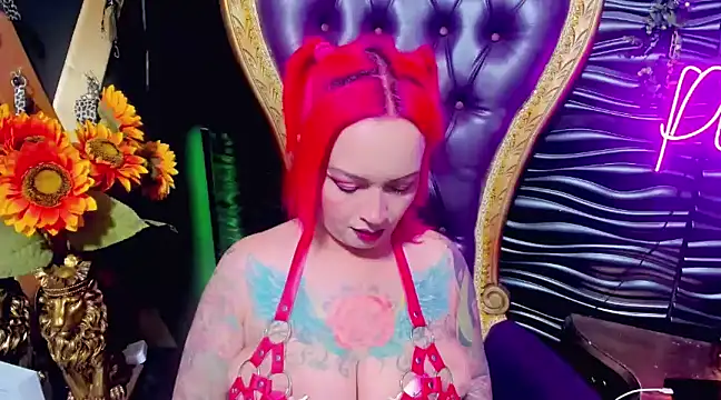 SASHA DERECK online show from 03.18.25