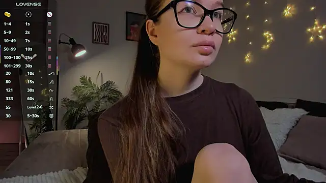 Virtual Girll online show from 03.17.26