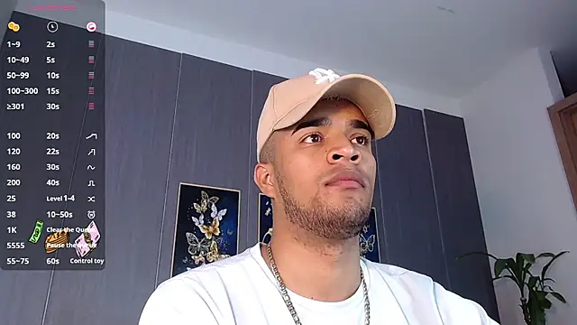 Bigcock 21cm  online show from 03.20.25