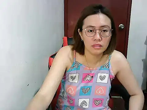 crizzybel online show from 02.14.25