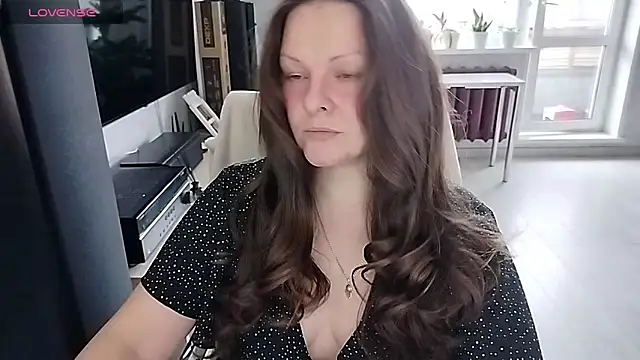 Marla Singerrr online show from 05.17.26