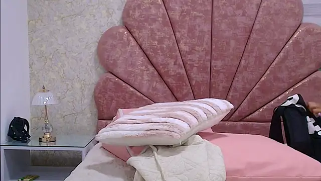 leon gaby online show from 11.27.25