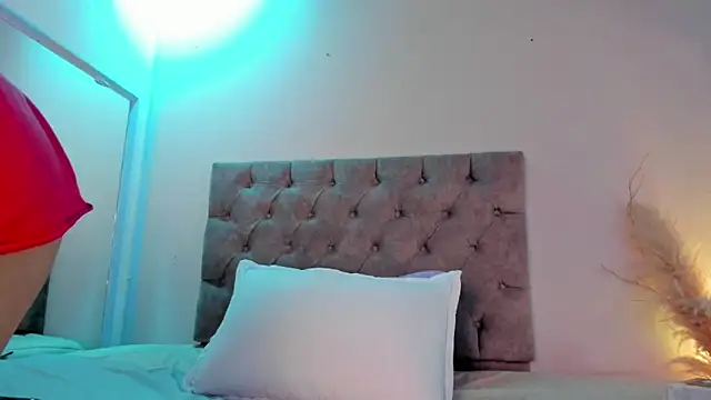 isa kiss online show from 02.05.26