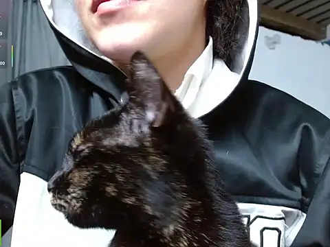 Olivia Bright online show from 02.11.26