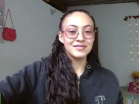 Olivia Bright online show from 02.20.26