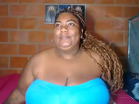 bustyboobsxxll online show from 02.07.26