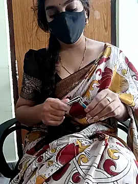 Snapshot of yoursana- chatting on 12.04.24 yoursana- online show from 12.04.24