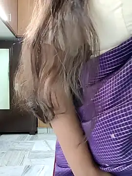 Snapshot of yoursana- chatting on 09.26.25 yoursana- online show from 09.26.25