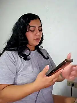 Snapshot of Mary_pinkish chatting on 01.08.25 Mary pinkish online show from 01.08.25