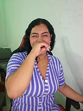 Snapshot of Mary_pinkish chatting on 01.31.25 Mary pinkish online show from 01.31.25