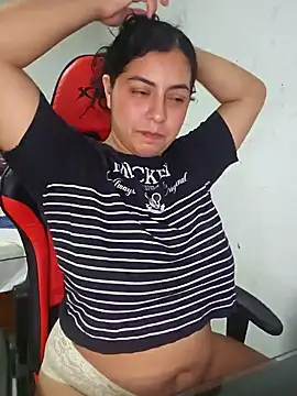 Snapshot of Mary_pinkish chatting on 02.12.25 Mary pinkish online show from 02.12.25