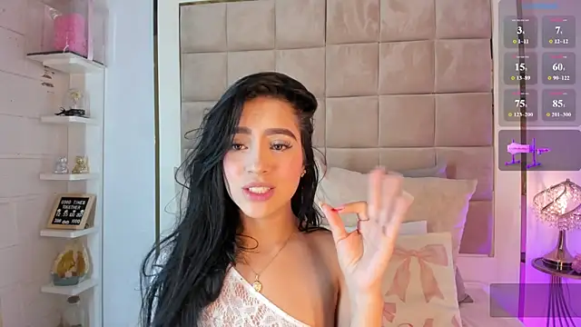 Snapshot of Victoria_adaams chatting on 01.29.25 Victoria adaams online show from 01.29.25