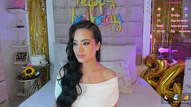 Snapshot of Victoria_adaams chatting on 03.07.25 Victoria adaams online show from 03.07.25