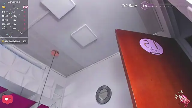 Snapshot of Penelope_Tits chatting on 03.04.25 Penelope Tits online show from 03.04.25