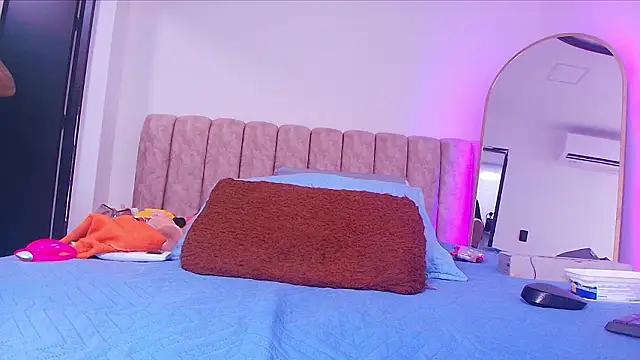  linda milk  online show from 03.27.26