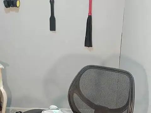 Snapshot of sandyquinnxx chatting on 04.28.26 sandyquinnxx online show from 04.28.26