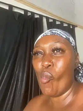 Snapshot of Cardiebae89 chatting on 02.24.26 Cardiebae89 online show from 02.24.26