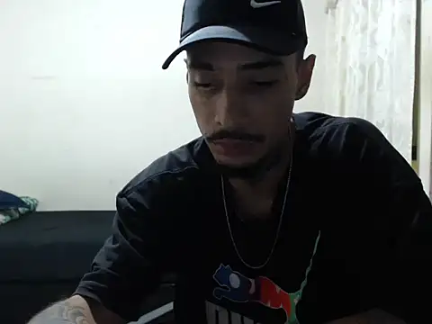 emiliano hottt online show from 10.13.25