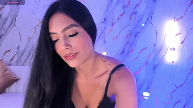 Snapshot of JadeEvansX chatting on 01.27.25 JadeEvansX online show from 01.27.25