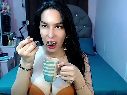 TSDESIREcindy29 online show from 10.02.25