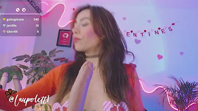 LauPolett online show from 02.15.25