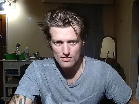 Snapshot of the-billy-blue chatting on 07.07.26 the-billy-blue online show from 07.07.26