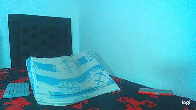 Snapshot of maihton_xx chatting on 03.15.25 maihton xx online show from 03.15.25