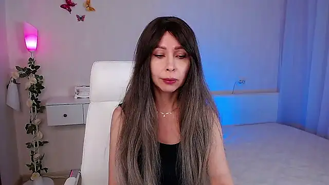 wendifoste online show from 02.18.25