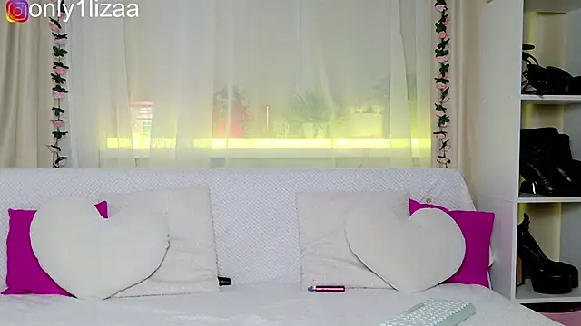 Only1liza online show from 05.17.26