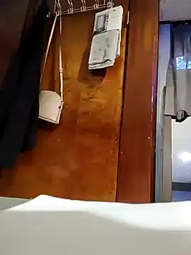 eatmeplease44 online show from 01.18.25