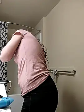 eatmeplease44 online show from 02.15.25