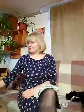 Snapshot of IrmaRose chatting on 03.09.25 IrmaRose online show from 03.09.25