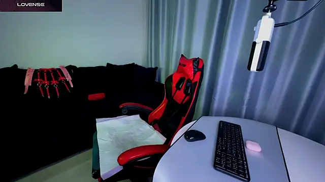 DivineBite online show from 02.19.25