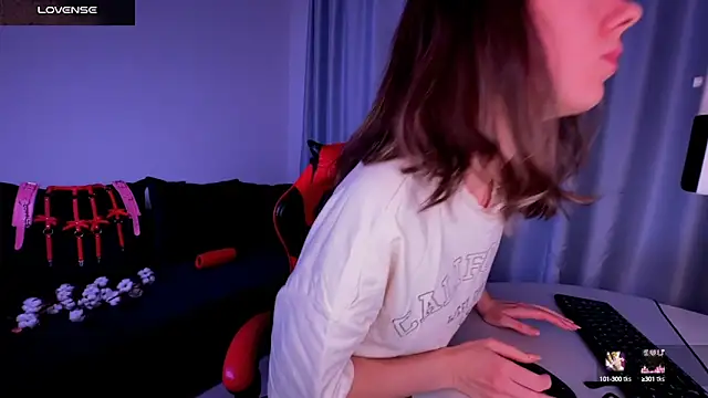 DivineBite online show from 02.28.25