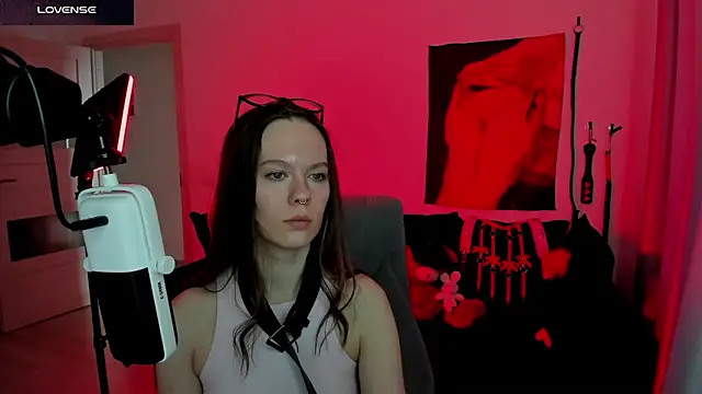 DivineBite online show from 04.11.26