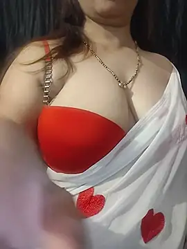 Snapshot of seema4xxxfun chatting on 07.19.26 seema4xxxfun online show from 07.19.26