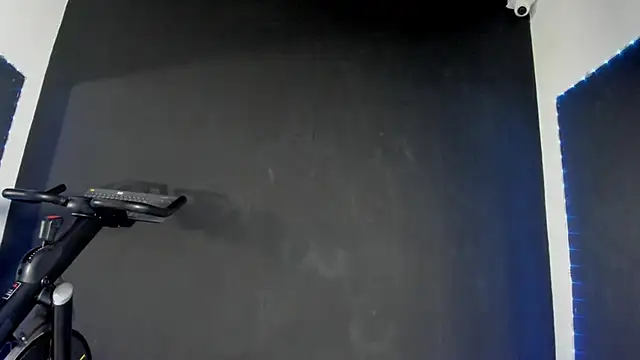 liagirl cute online show from 12.20.24