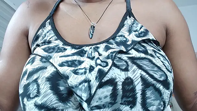 Snapshot of kimara_lion chatting on 03.20.25 kimara lion online show from 03.20.25