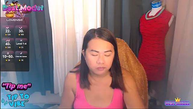 MagnificatMistress online show from 11.24.25