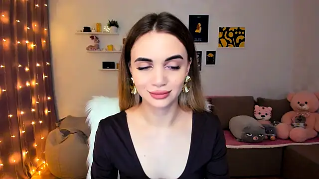 Snapshot of aPieceOfJoy chatting on 12.18.24 aPieceOfJoy online show from 12.18.24