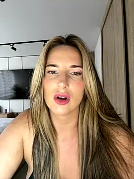 Snapshot of Thescorpionfr chatting on 11.27.25 Thescorpionfr online show from 11.27.25