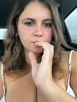 Snapshot of Samantha_official chatting on 03.02.25 Samantha official online show from 03.02.25