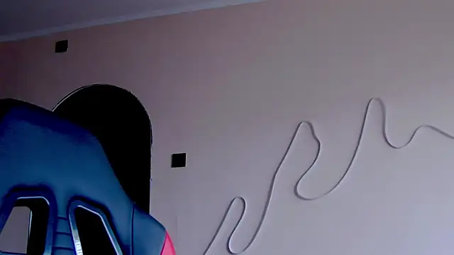 Snapshot of karo123421 chatting on 10.16.25 karo123421 online show from 10.16.25