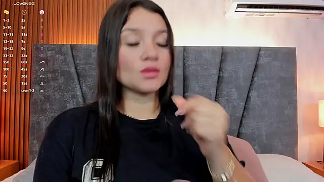 Falak sweett  online show from 02.18.25