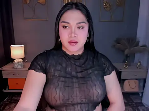 MaxeneCullens online show from 09.19.25