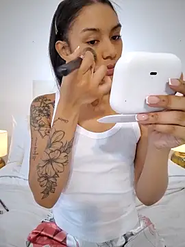 Leaberry online show from 09.18.25